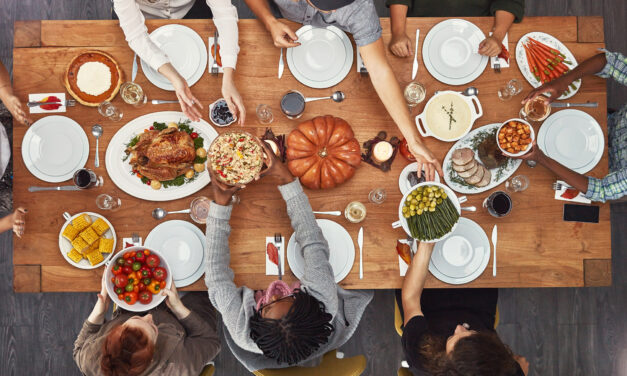 Thanksgiving Meal Trends and Creative Holiday Activities